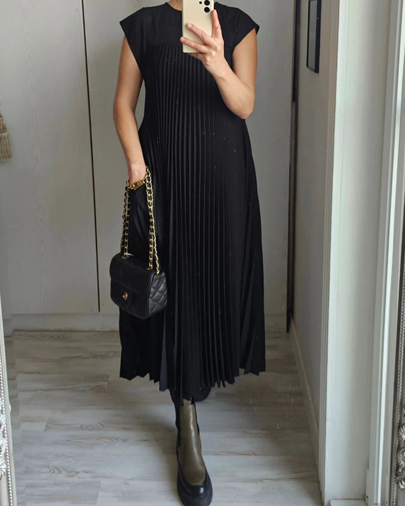 Angel - Pleated Maxi Dress