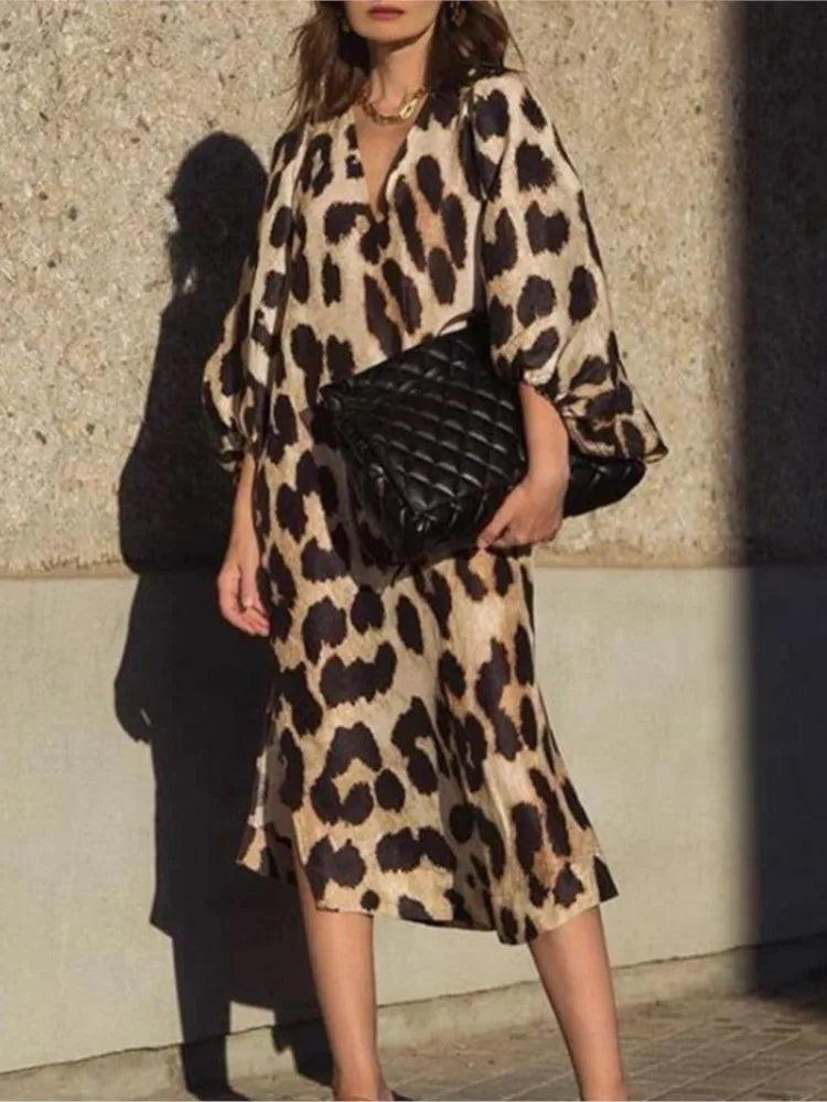 Lisa - Leopard Elegance Dress